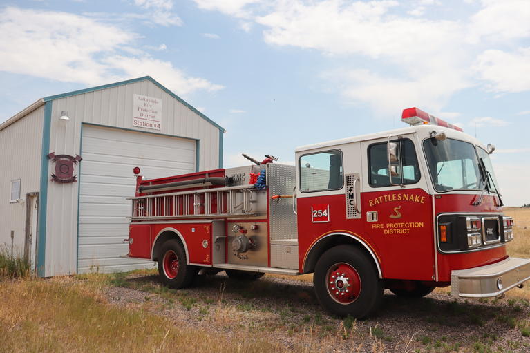 Engine 254 parked in front of Station 254